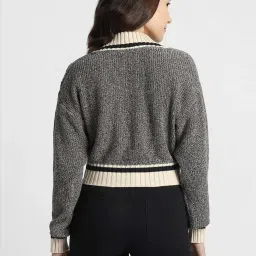 Forever 21 Grey Cotton Self Pattern Cropped Sweater image 2