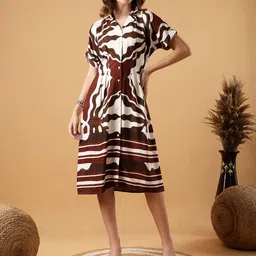 Justin Whyte Women Abstract Printed Shirt Collar A-Line Dress-image-10