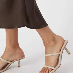 Accessorize London Gold Leaf and Pearl Charm Anklet image 1