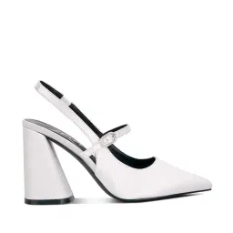 London Rag Women's White Ankle Strap Sandals image 1