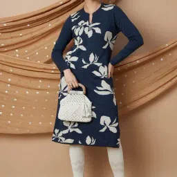 Melange by Lifestyle Blue Woven Straight Kurta-image-0