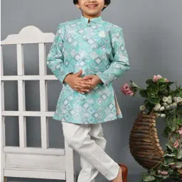 Ahhaaaa Kids Green & White Embellished Full Sleeves Sherwani Set-image-35
