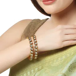 Karatcart Antique Kundan Gold-Plated Rajwadi Bangles for Women - Set of 2 image 2