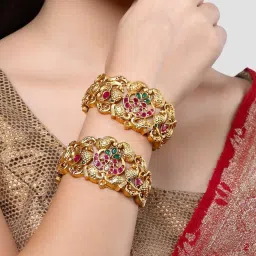 Karatcart Antique Gold-Plated Peacock Design Rajwadi Temple Bangles for Women - Set of 2 image 2