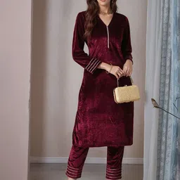 HERE&NOW Women Regular Velvet Kurta with Trousers-picture-13