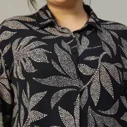 Oxolloxo Black Regular Fit Floral Print Plus Size Shirt image 3