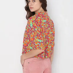 Vero Moda Multicolor Viscose Floral Print Crop Shirt image 2