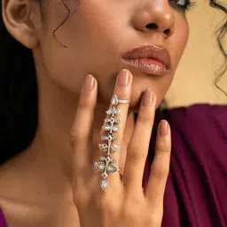 Shaya 925 Silver Oxidized Sajna Sawarna Ring-image-2