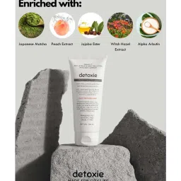 Detoxie Anti-Pollution & De-Tan Refreshing Face Wash - 100 ml image 4