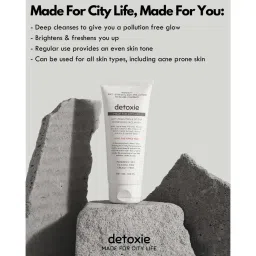 Detoxie Anti-Pollution & De-Tan Refreshing Face Wash - 100 ml image 5