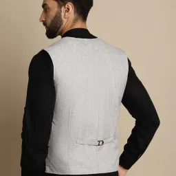 Even Grey Regular Fit V Neck Check Waistcoat image 2