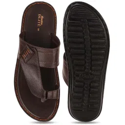Bata Men's Brown Toe Ring Sandals image 3