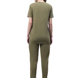 Vimal Jonney Green Printed T-Shirt With Trackpants image 2