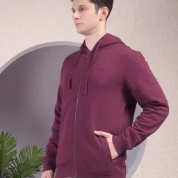 Crimsoune Club Red Blended Regular Fit Solid Hooded Sweatshirt image 4