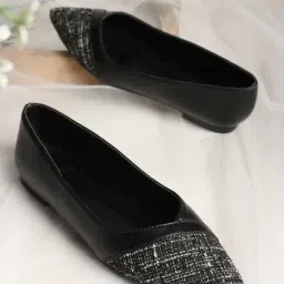 Carlton London Women's Black Ballerina Shoes image 1