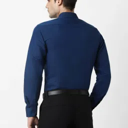 Van Heusen Blue Regular Fit Shirt image 2