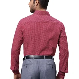 Park Avenue Dark Red Slim Fit Checks Shirt image 2