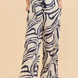 Sweet Dreams White Printed Pyjama-image-57