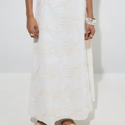 LOV by Westside White Leaf Embroidered High-Rise Skirt image 1
