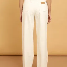 Wrangler White Regular Fit High Rise Jeans image 2