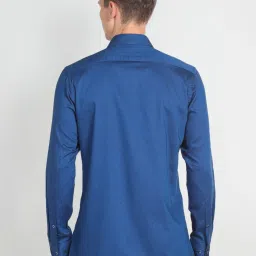 Arrow Blue Cotton Regular Fit Self Pattern Shirt image 2