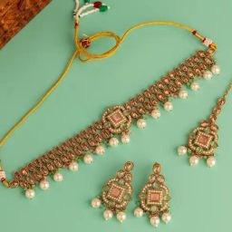 Voylla Gold Essentials Meherbaan Multicolor Necklace, Earring & MaangTikka Set-picture-41