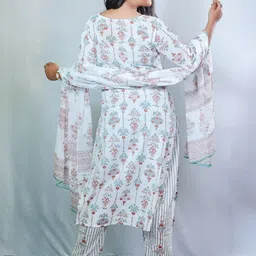 Moda Rapido Ethnic Motifs Printed V-Neck Straight Kurta With Trouser And Dupatta image 3
