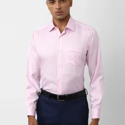 Van Heusen Pink Cotton Regular Fit Checks Shirt image 1