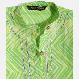 READIPRINT FASHIONS Kids Green & White Printed Full Sleeves Kurta With Pyjamas image 3