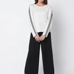 Vero Moda White Relaxed Fit Sweatshirt image 4