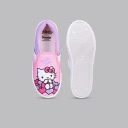 Kids Ville Girls Hello Kitty Printed Canvas Slip-On Sneakers image 3
