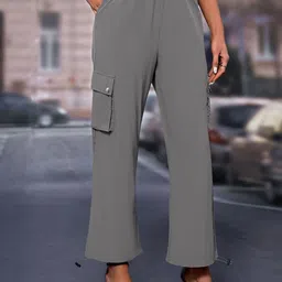 Outzidr Women Regular Fit Mid-Rise Flat-Front Cargos image 5