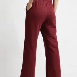 Reebok Maroon Cotton Regular Fit Trackpants image 2