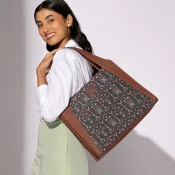 ZOUK Taj Guldasta Trapezia Black Printed Tote Bag image 2