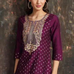 Melange By Lifestyle Wine Regular Fit Embroidered Kurta image 5