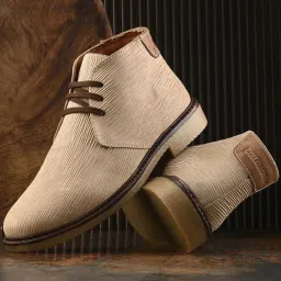 Carlo Romano Men's Beige Chukka Boots image 1