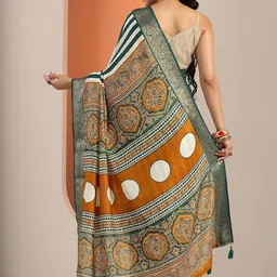 Libas Striped Zari Saree image 2