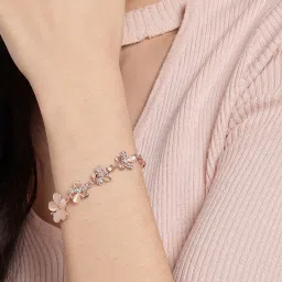 SOHI Women Flower Statement Bracelet - Pink image 1