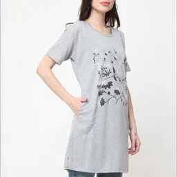 DDASPRATION Women Floral 2 Printed Pockets T-shirt image 2