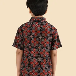 Fabindia Boys Printed Casual Shirt image 3