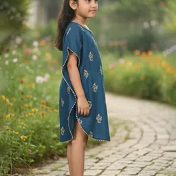 BAESD Print Ethnic Top image 2