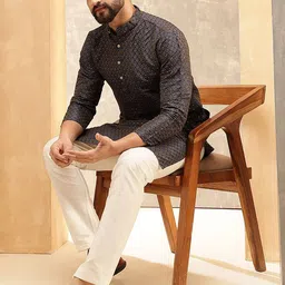 Anouk Grey Geometric Embroidered Band Collar Straight Kurta image 3