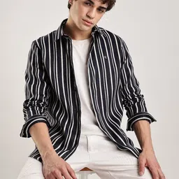 Calvin Klein Jeans Men Slim Fit Opaque Striped Casual Shirt-picture-26