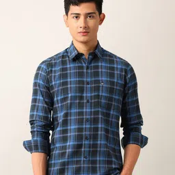 Arrow Sport Checked Spread Collar Twill Pure Cotton Casual Shirt-image-1