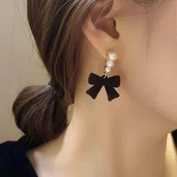 Estailo fashion Artificial Beaded Quirky Shaped Drop Earrings image 3