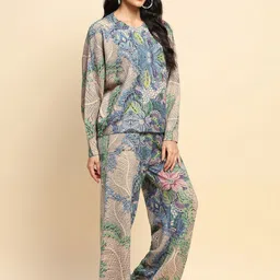 Global Republic Printed Sweater with Trousers image 4