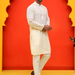 Jompers Men Embroidered Regular Chikankari Pure Cotton Kurta with Churidar image 5