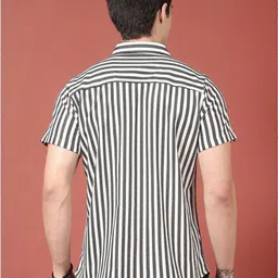 Voroxy Men Relaxed Casual Shirt image 4