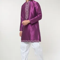 RNG Safawala Men Ethnic Motifs Embroidered Regular Thread Work Pure Cotton Kurta with Trousers image 3