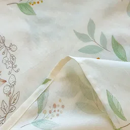 JC HOME Cream & Green Printed Cotton 220 TC King Size Bedsheet Set 2.30 m x 2.50 m image 2